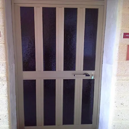 بيت ضيافة Holiday La Fontana