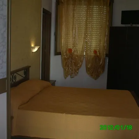 بيت ضيافة Holiday La Fontana *